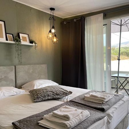 Discovery Hotel Limenaria  Buitenkant foto