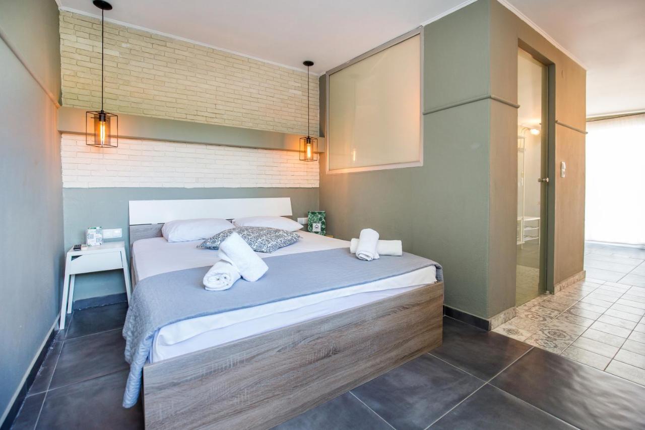 Discovery Hotel Limenaria  Buitenkant foto