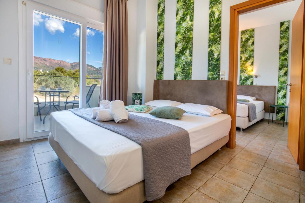 Discovery Hotel Limenaria  Buitenkant foto
