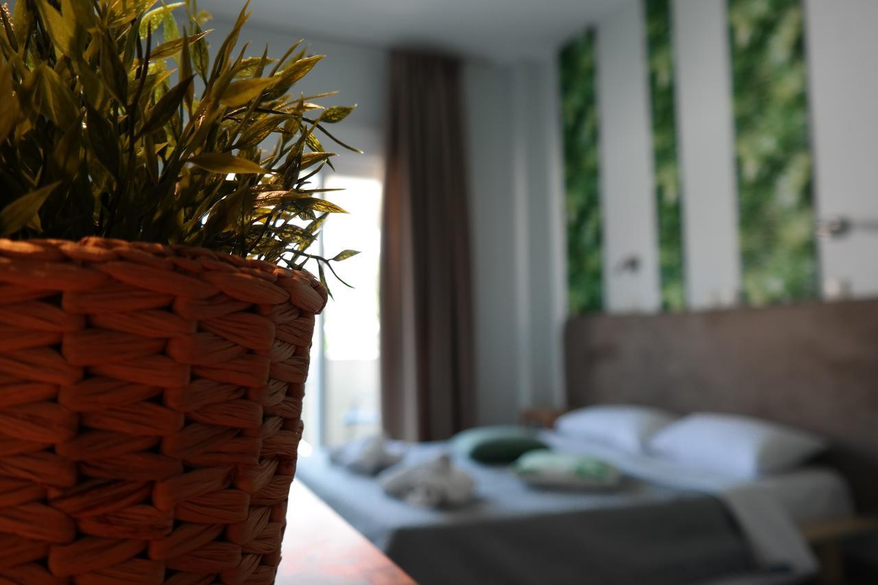 Discovery Hotel Limenaria  Buitenkant foto